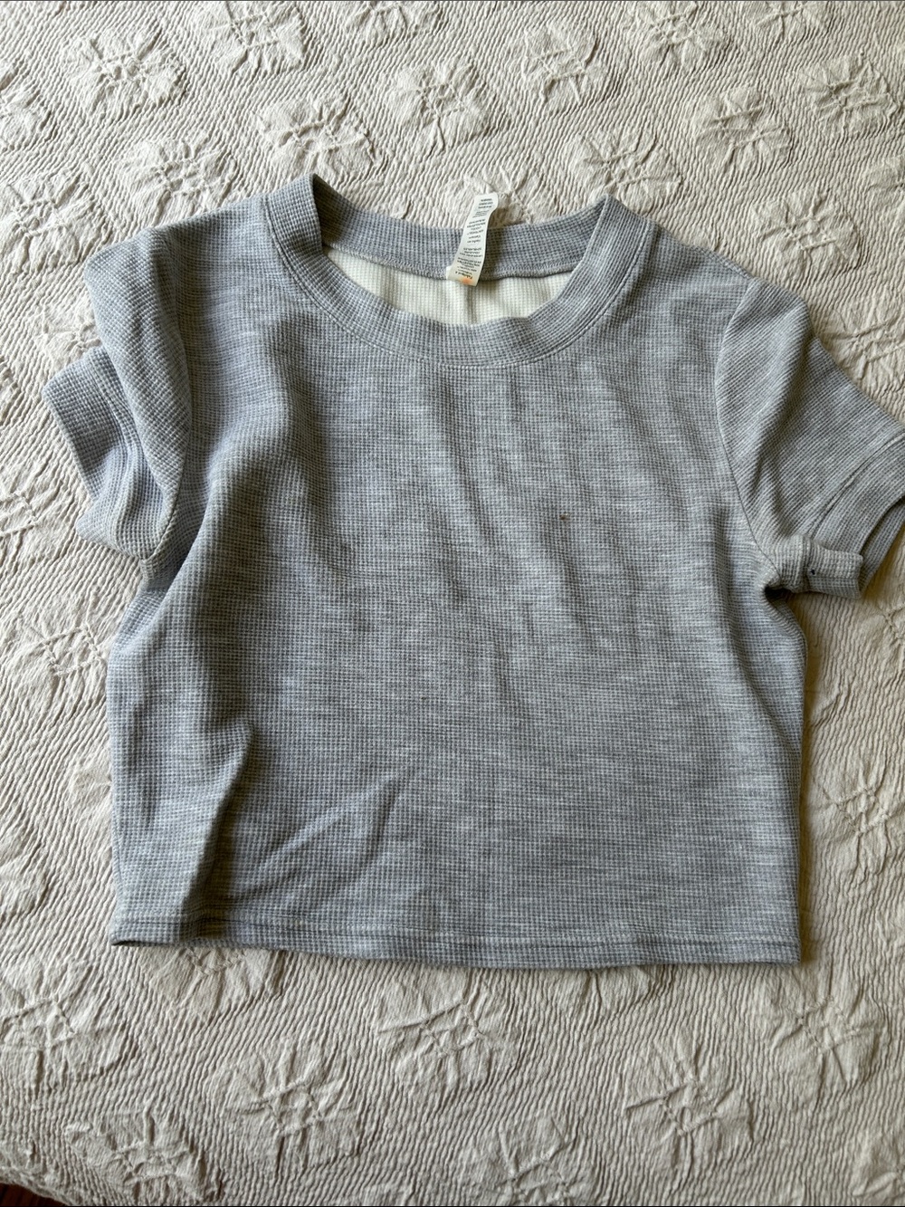 ALO Yoga Women's Cropped Waffle Knit Top - Light Gray